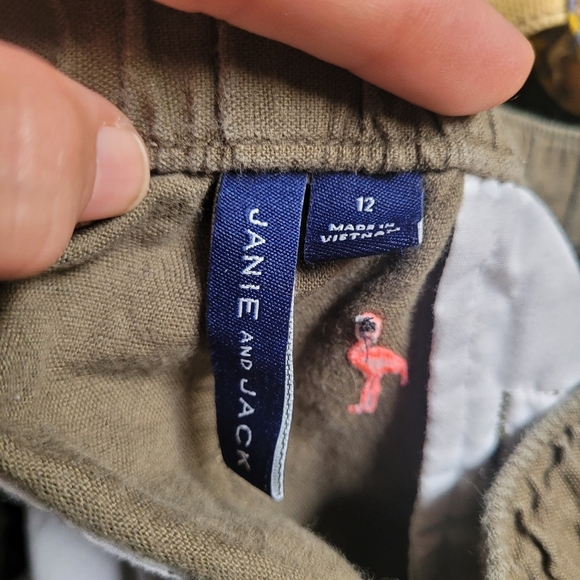 Janie and Jack Green Linen Blend Shorts With Flamingos - Picture 2 of 6